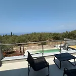 Villa Calmia Fine Living *