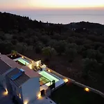 וילה Calmia Fine Living Tsoukaládhes