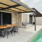 Villa Calmia Fine Living