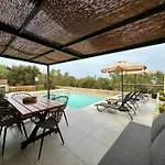 Calmia Fine Living Villa