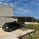 Villa Calmia Fine Living *
