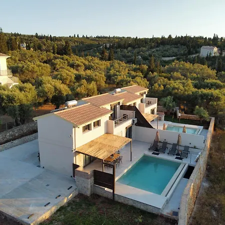 Вилла Calmia Fine Living *