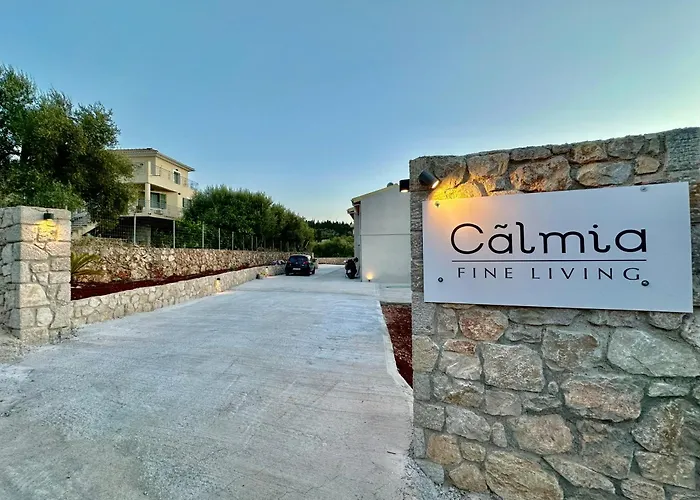 Calmia Fine Living Вилла Цукаладес