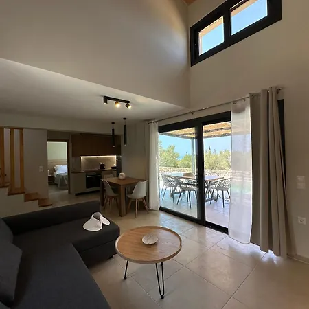 Villa Calmia Fine Living Tsoukaladhes