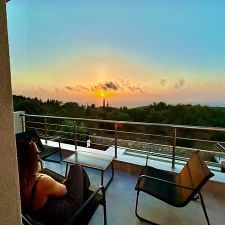 Vilă Calmia Fine Living
