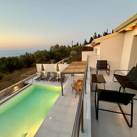 Villa Calmia Fine Living *