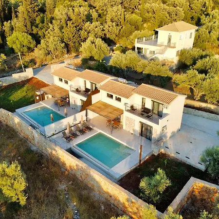 Villa Calmia Fine Living Tsoukaládhes